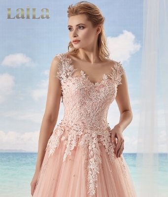 Blush roze bruidsjurk met kant
